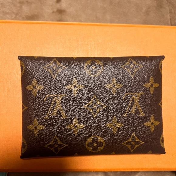 Louis Vuitton Kirigami Set - Picture 6 of 12